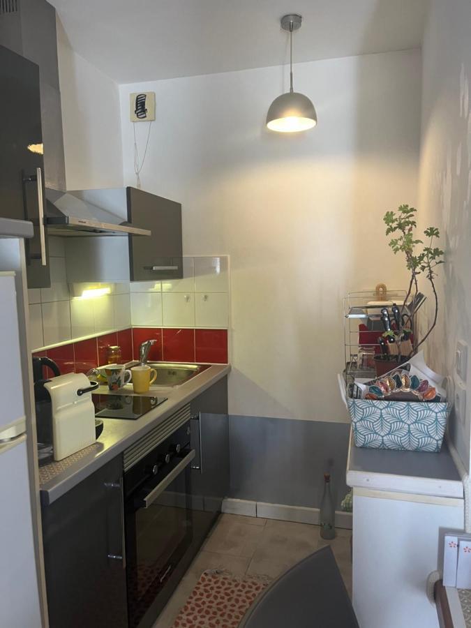 Apartamento P'Tit Cosy St Denis - Centre Saint-Denis Exterior foto